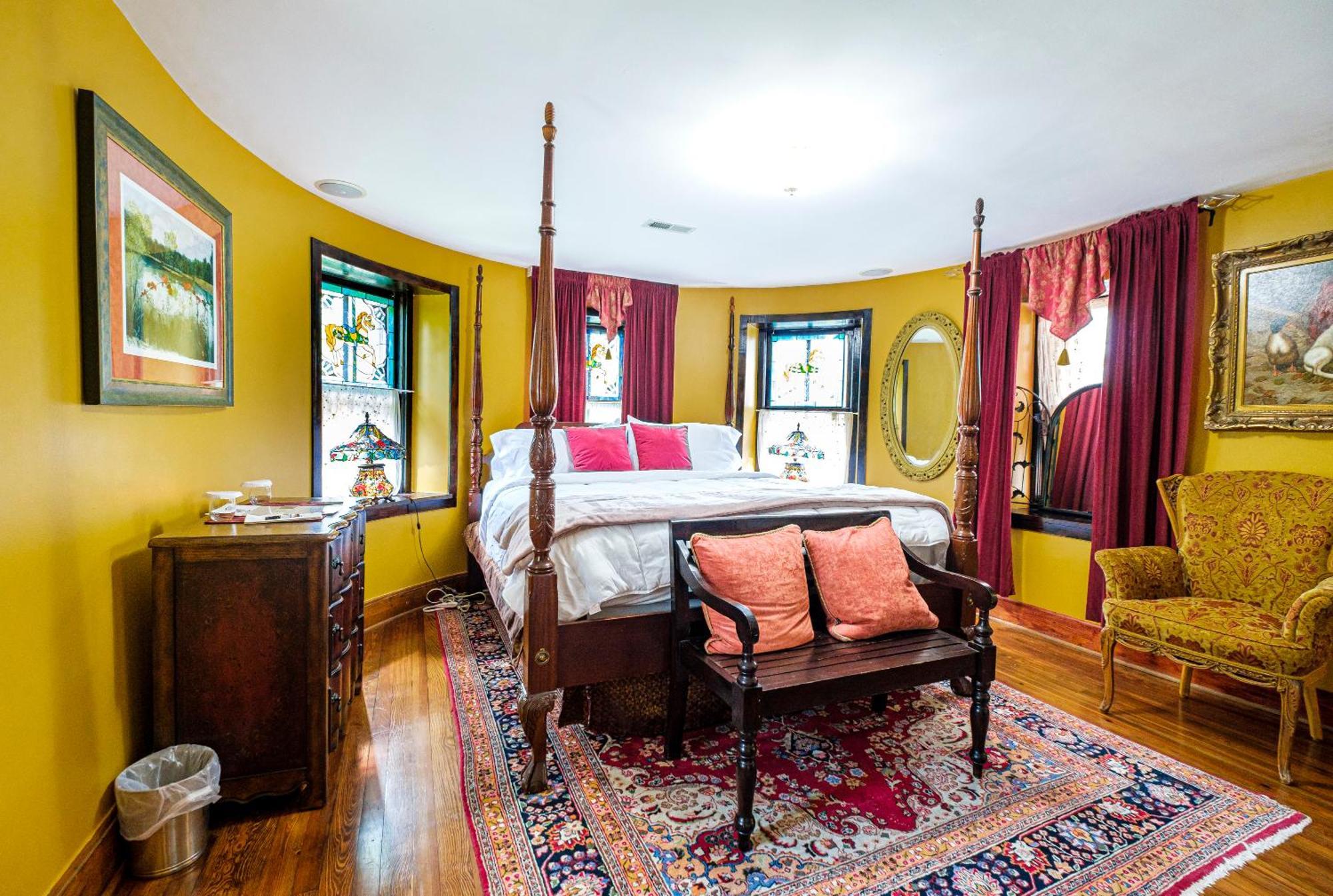 Stone Manor Boutique Inn Britain Ngoại thất bức ảnh